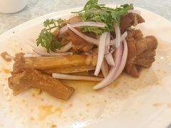 -汗腾格里·风味餐厅(新疆驻京办店)
