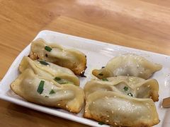 -小姜锅贴(凤凰街店)