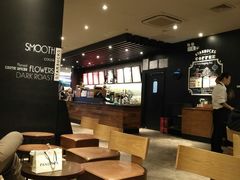 -星巴克臻选(上海长风大悦城店)