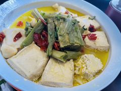 -唐猫庭院·千年陕菜(大唐不夜城店)