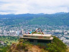 -钻石头山