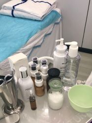 -蕾特恩专业祛痘·皮肤管理