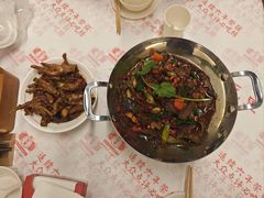 -堂瓦里·33年传统赣菜(第一街区店)