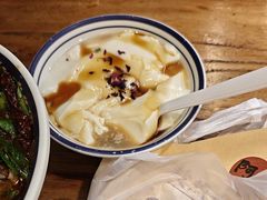 -云阿蛮云南生烫牛肉米线(奉贤路店)