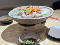 -叁煨蹄花·下饭盐帮菜(人民广场店)
