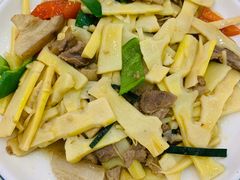 -巨元河鲜酒楼·清远特色菜名店(英德店)