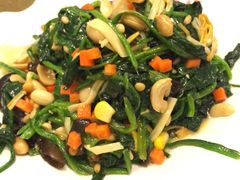 -肘子酥·天津菜·特色捞面(德云社店)