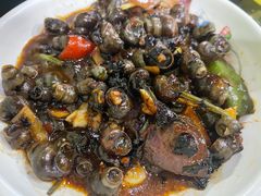 -大富蚝乌东哥饭店·石锅鱼杂·柠檬鸭(革新路店)