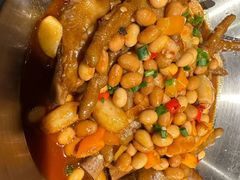 -肥肥虾庄·金牌油焖大虾(汉街SKP店)
