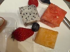 -东西风牛排馆周末烧烤自助(首都机场希尔顿店)
