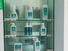 -福奈特洗衣·洗鞋·奢侈品护理(长阳路店)