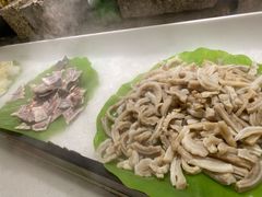 -四囍码头海鲜烧烤自助火锅(外滩南京东路悦荟广场店)