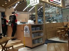 大堂-狮头牌卤味研究所·卤味饭(花城汇南区店)