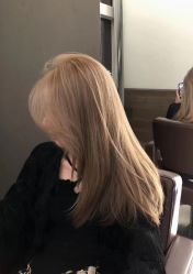 -V8潮牌·接发烫染连锁