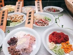 -费大厨辣椒炒肉(高铁吾悦广场店)
