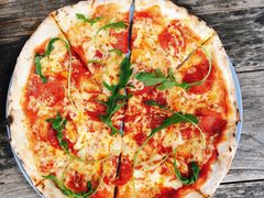 Pepperoni-Gather pizza