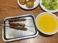 -清真吴记门钉肉饼·喜多利