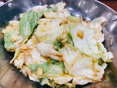 手撕包菜-川流不息·地道川菜·小龙虾(松东路店)