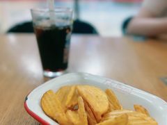 薯条加奶酪-Tube station站点比萨(王府井百货店)