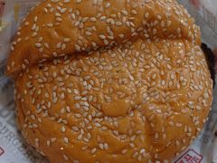 -The Habit Burger Grill 哈比特汉堡(世博店)
