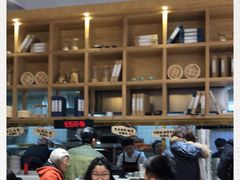 大堂-小桃园·豆浆油条(复兴中路店)