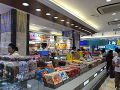 零售区-泰康食品(南京东路店)