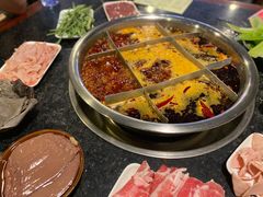 -邓莽子老火锅(中兴路总店)