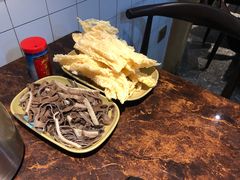 -胡须佬鸡煲四季火锅(海雅缤纷城店)