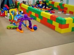 -乐悠游亲子游泳俱乐部