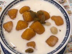 招牌手工芋圆系列-广信牛奶甜品世家(台东店)