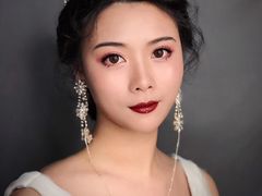 -金夫人化妆摄影职业培训学校