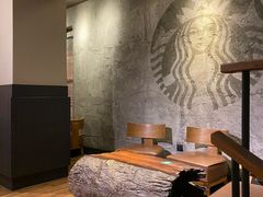 -星巴克臻选(成都太古里店)