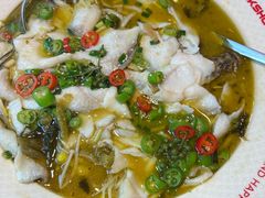 -禄鼎记·多口味酸菜鱼(侨鑫店)