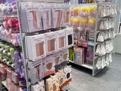 -名创优品(山东青岛华润万象城店)