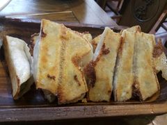 韭黄牛肉锅贴-海荣锅贴馆(五味十字店)