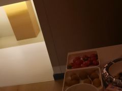-涨巢·潮玩水疗局