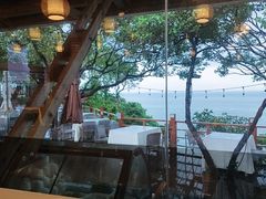 -美人鱼悬崖海景餐厅(鹿嘴山庄店)