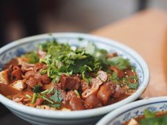 卤煮火烧-门框胡同百年卤煮(新街口店)