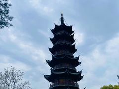 -龙华寺