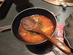 -铭牛烧肉·和牛海鲜自助(高新月牙湖店)