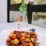 阳光房有景观位，很适合小聚或宴请