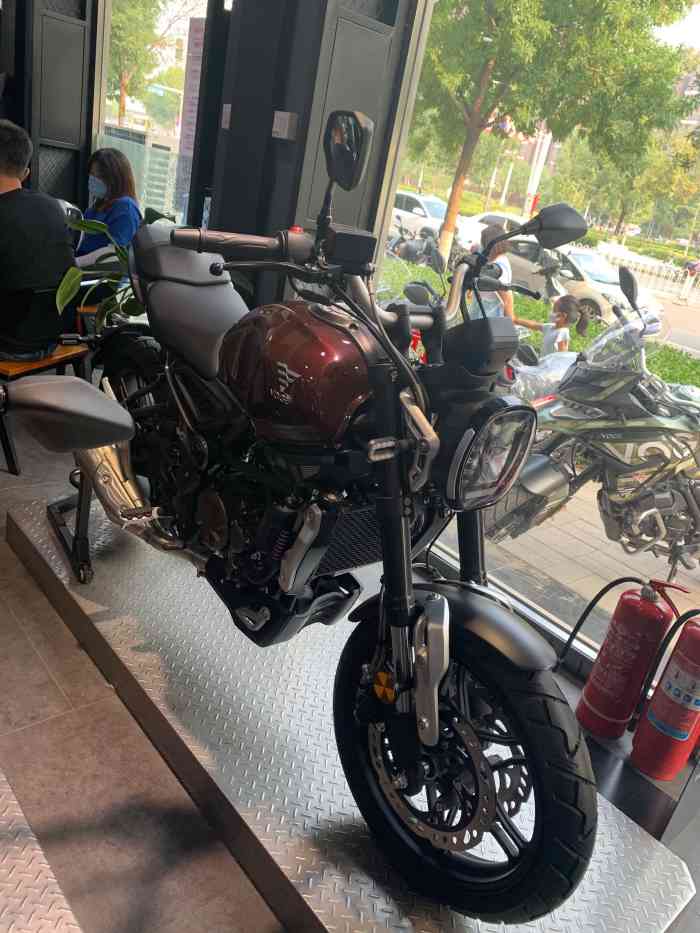 旗利摩托(旧宫店)-"旗利的车真心挺全的了看上了春风250s.