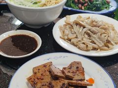 -十二忠手拉面(五福店)