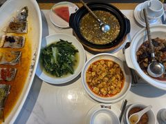 -饭橘汉江码头·乡野土菜馆(静安路店)