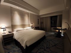 -上海漕河泾万丽酒店
