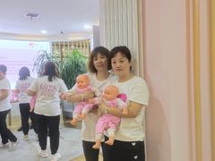 -爱月宝月嫂·育儿嫂(哈尔滨总店)