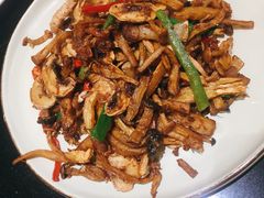 炒杂菌-鹿港小镇(滨北店)