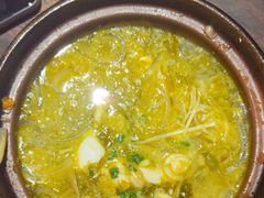 -有红鸡毛店·砂锅菜(抚琴夜市店)