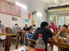 大堂-周良天山牛杂城(天山路总店)