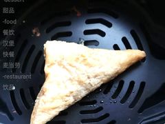 枫糖卡仕达三角派-麦当劳(金山红星美凯龙DT店)